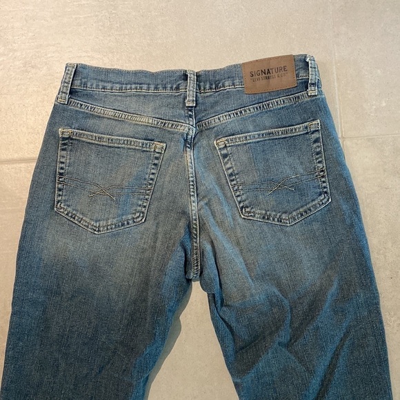 SIGNATURE Levi Strauss S67 Athletic Mens Faded Jeans Denim Size 30/32 - Picture 4 of 8